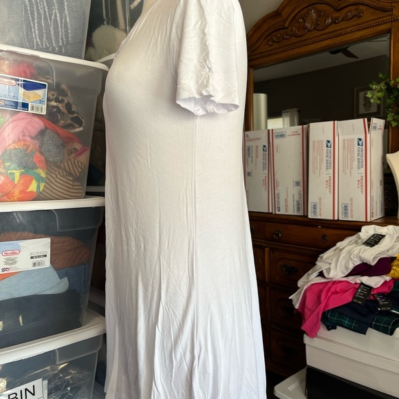 White Dress - Picture 3 of 5